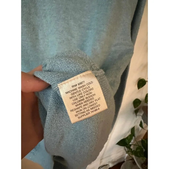St. John’s Bay Men’s size Small Blue Sweater - Picture 5 of 7